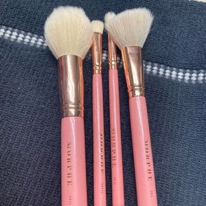 Set of 4 morphe pink brushes